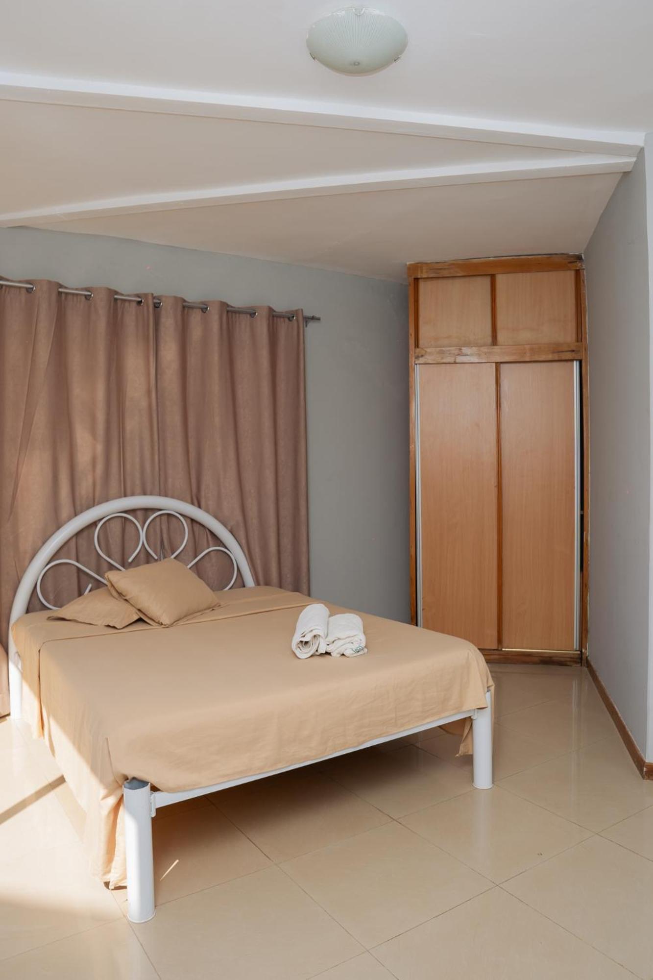 Praia Guest House Extérieur photo